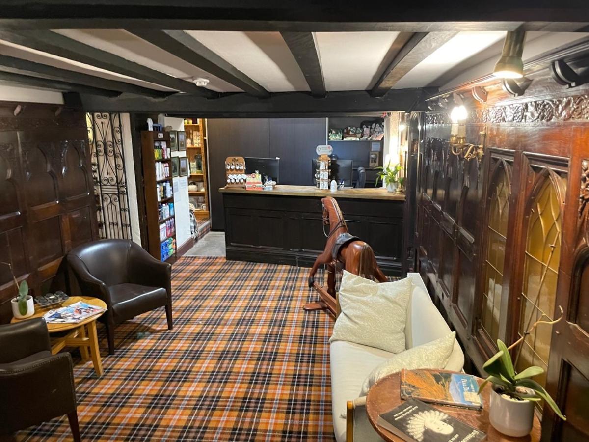 The Dog & Partridge Country Inn アッシュボーン エクステリア 写真
