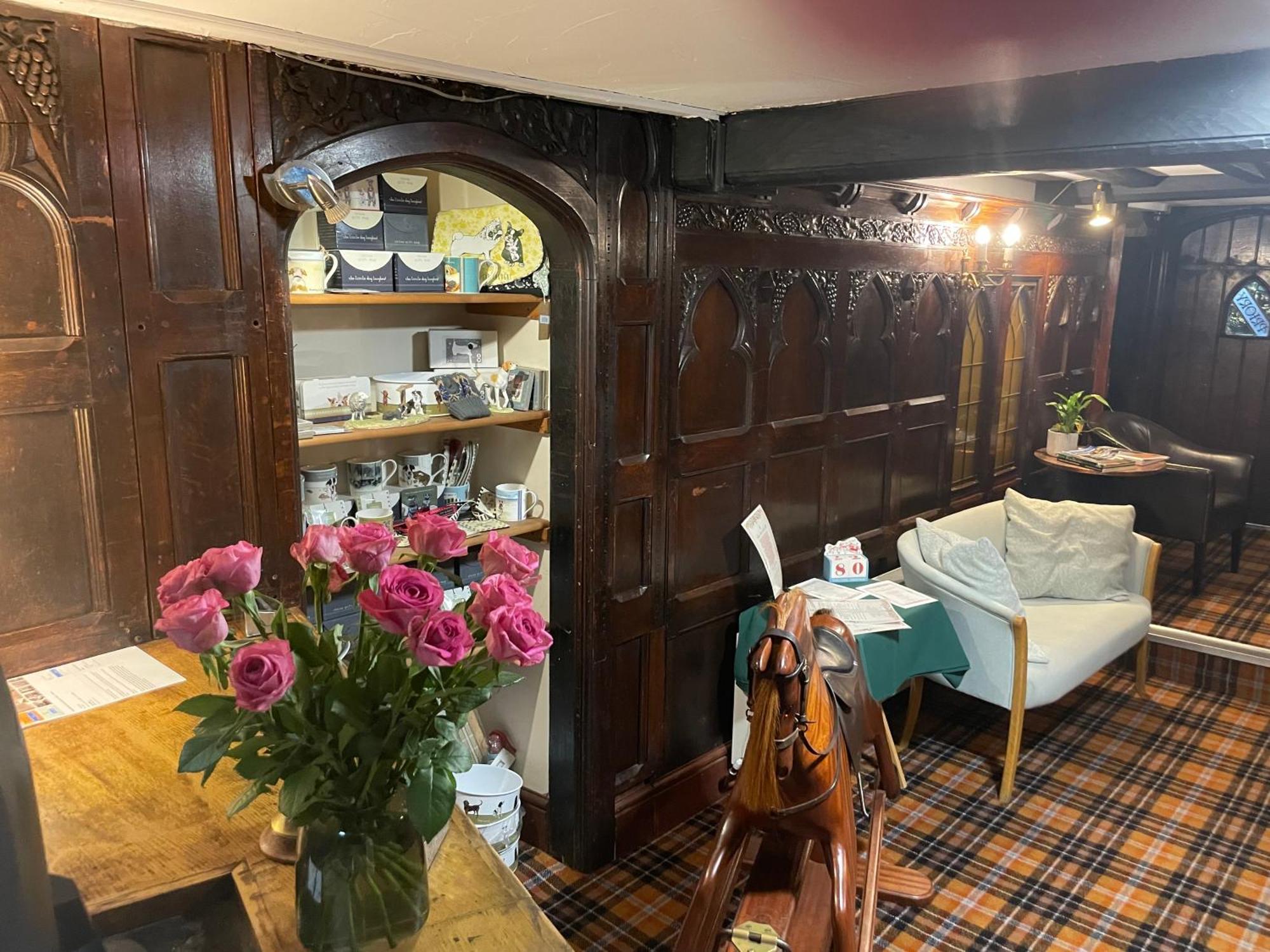 The Dog & Partridge Country Inn アッシュボーン エクステリア 写真